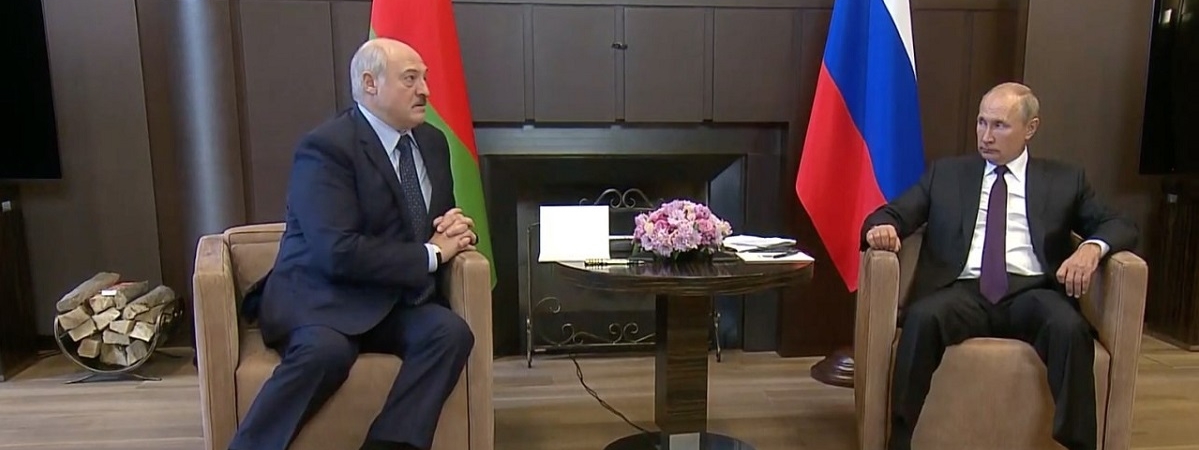 Путин даст Лукашенко 1,5 миллиарда долларов в кредит