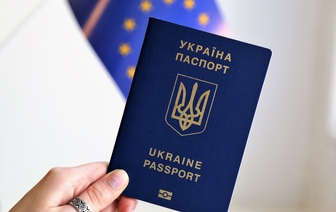 Украина приостанавливает безвиз с Беларусью