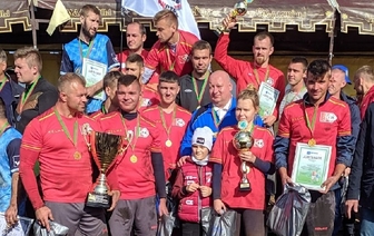 Команда «Красносельскстройматериалы» победитель II республиканского турнира по болотному футболу 