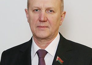 Новый губернатор Гродненщины посетил Волковысский район и раздал советы