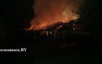 По факту пожара, уничтожившего 28 сараев красносельчан, возбуждено уголовное дело