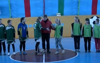 Волковысские футболистки победители турнира по мини-футболу среди девушек