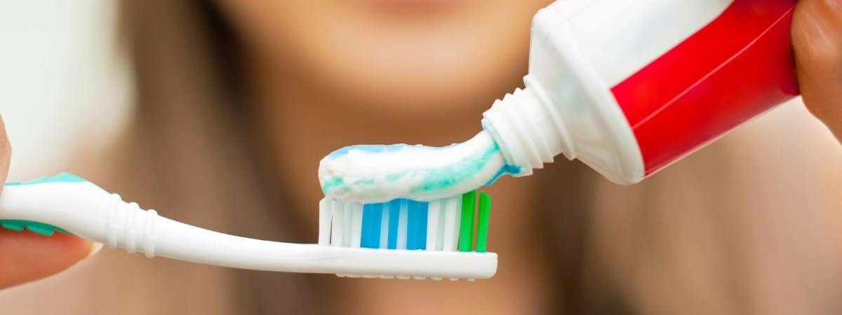Как с помощью зубной пасты решить массу бытовых проблем