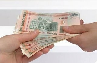 В сентябре реальная зарплата в Беларуси уменьшилась на 0,2%+опрос