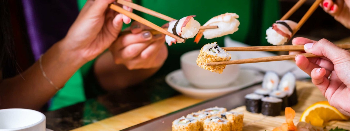 Что произойдет с организмом, если есть суши каждый день: ученые рассказали об эффектах от блюда