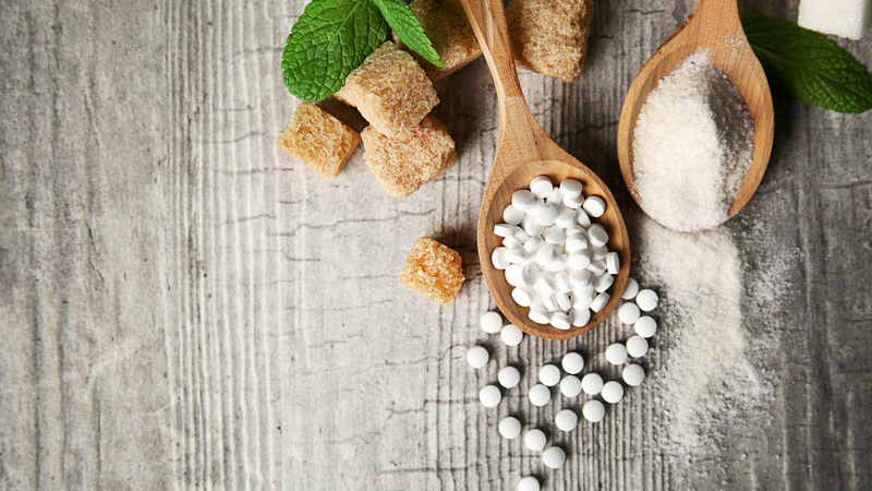 Заменители вреднее сахара? «Безобидная» замена сладкого вызывает ожирение