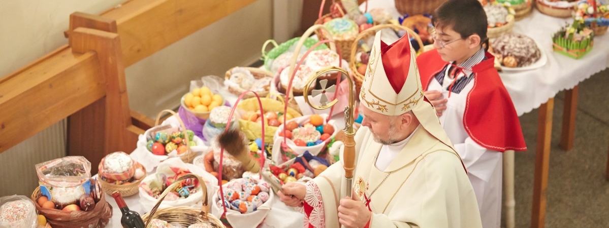 Католическая пасха 2022: даты и традиции праздника