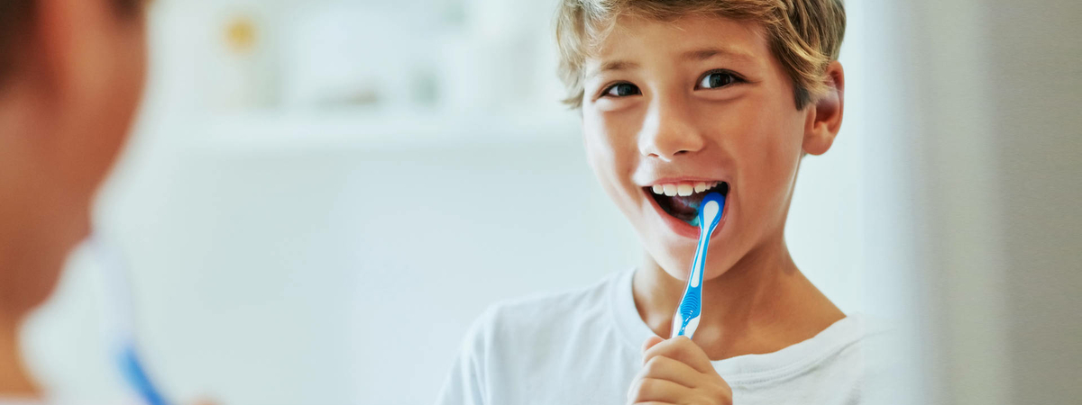 Эксперты назвали самые вредные продукты для зубов