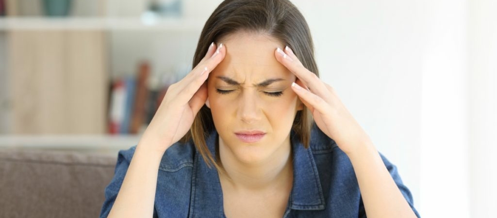 Никакой мигрени: домашние средства от головной боли, которые и правда работают