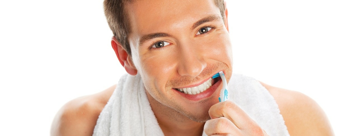 Медики посоветовали реже чистить зубы