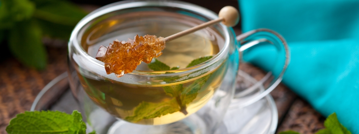 Чудотворный рецепт от похмелья: Зелёный чай с мёдом справится лучше любого сорбента