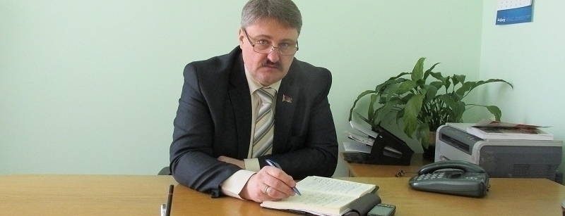 Глава депутатского корпуса района Виталий Новицкий проведет прямую линию