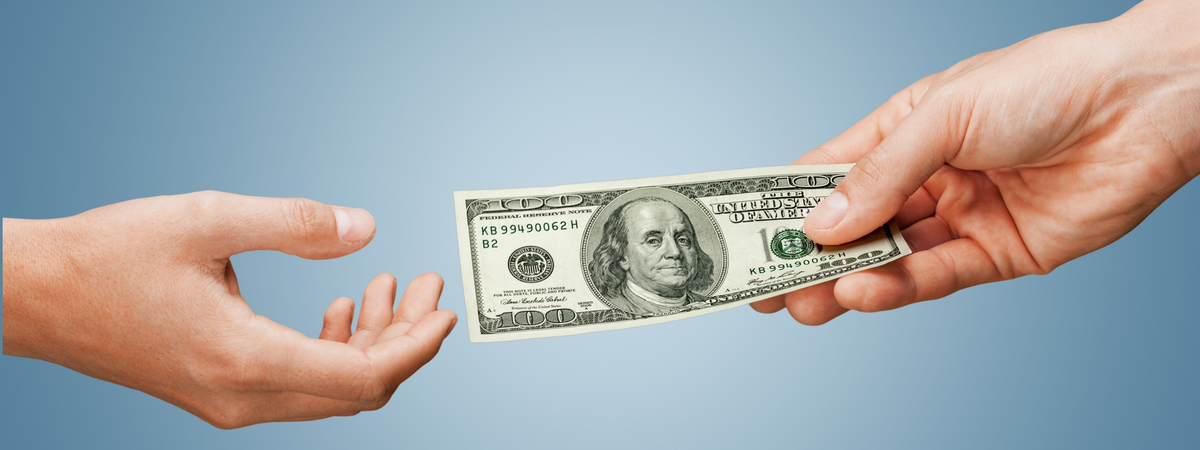 Опасная сделка: Почему не стоит покупать валюту с рук