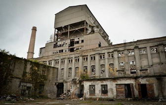 Цемзавод в Красносельском не признали памятником архитектуры. Ему угрожает снос