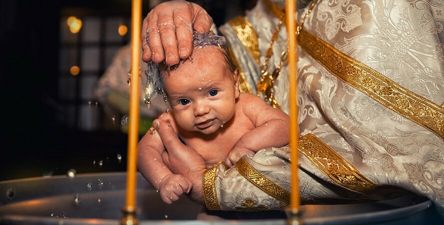  Когда крестить ребенка после рождения в 2020 году  лучшие дни и приметы