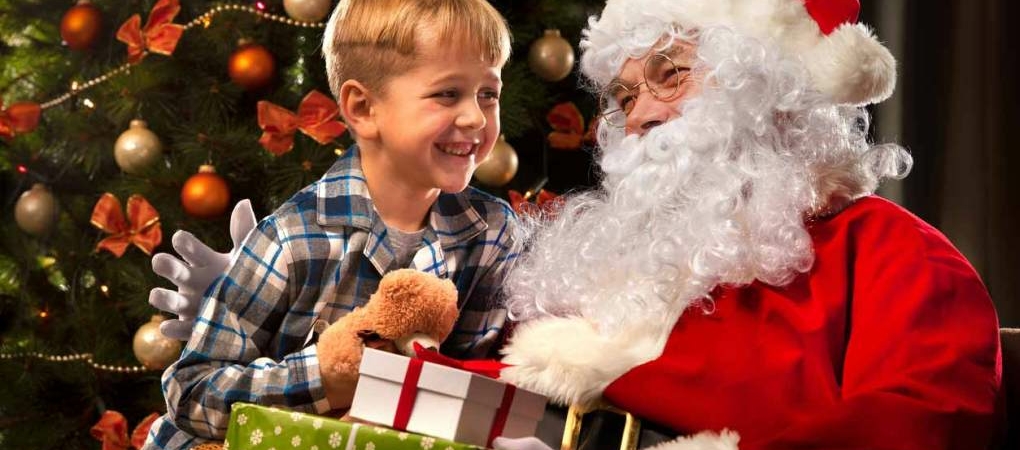 Стоит ли говорить ребенку, что Деда Мороза не существует?