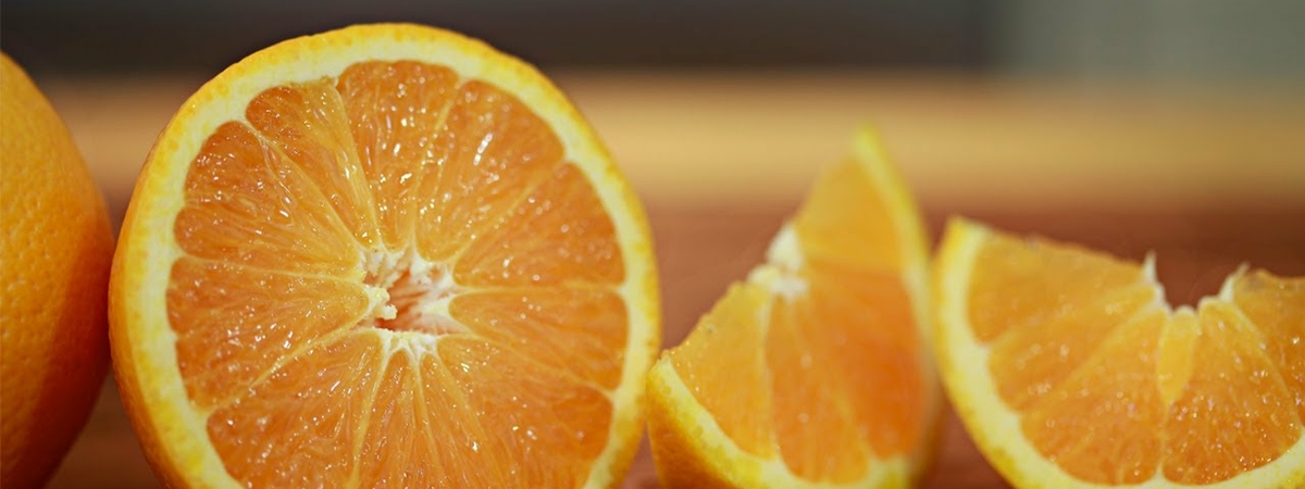 Медики назвали апельсины очень полезными для зрения