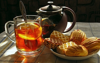 Медики назвали ошибки, которые делают чай опасным напитком