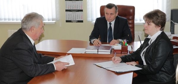 Председатель областного суда проведет прием граждан в районном суде
