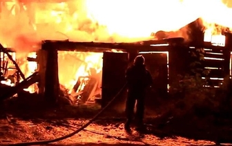 В Даниловцах сгорел сарай