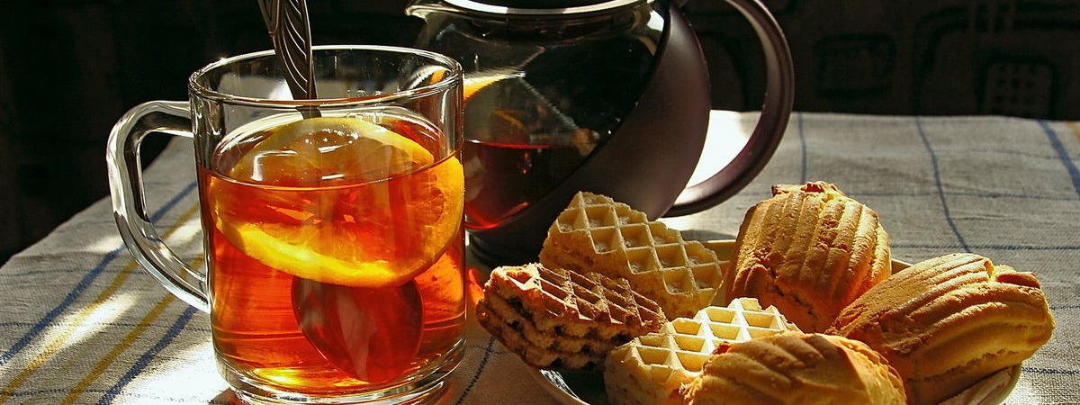 Медики назвали ошибки, которые делают чай опасным напитком