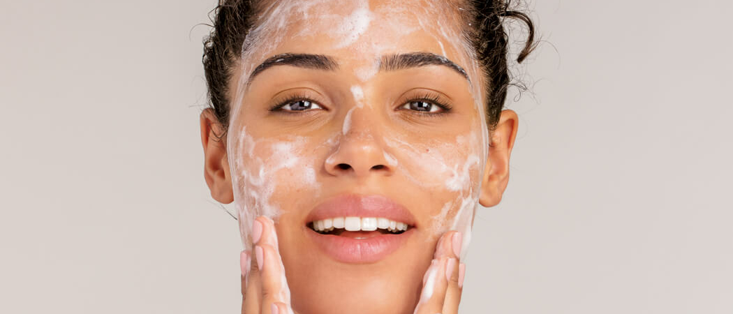 5 незаменимых косметических средств для сохранения молодости кожи