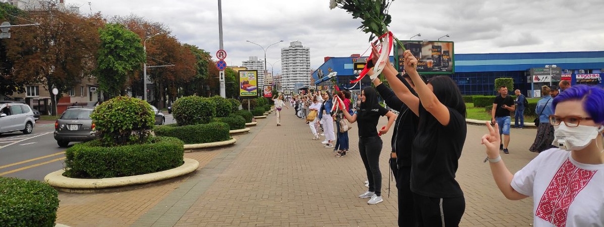 Акции протеста женщин проходят по всей Беларуси