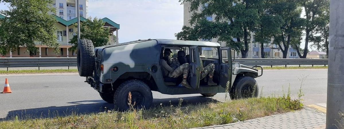 На въезде в Минск – патрули ГАИ и военная техника