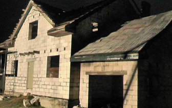 В Волковыске горели дом и автомобиль