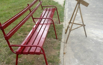 В Волковыске ставят скамейки на Горбатова и повторно ремонтируют &#171;Юность&#187;