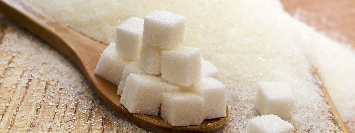 Эксперты назвали страшное свойство рафинированного сахара