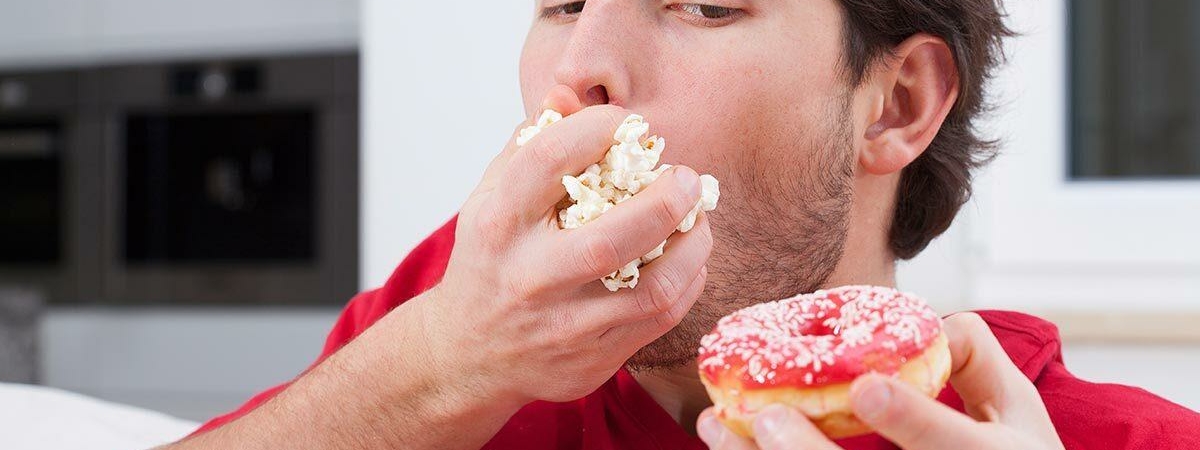 Эндокринолог объяснил, почему бросившие курить начинают толстеть