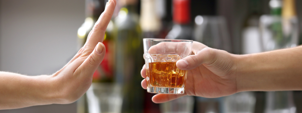 Неожиданные моменты, которые проявятся при отказе от алкоголя на год