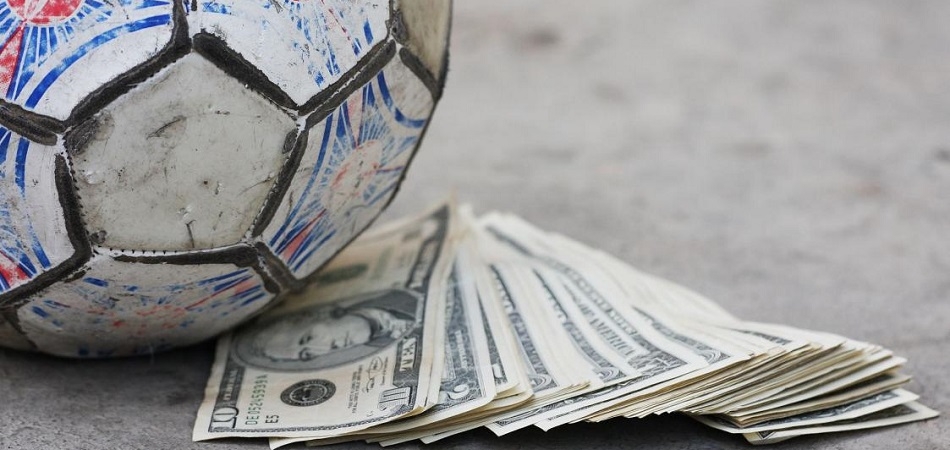 В Беларуси ввели потолок зарплат для футболистов