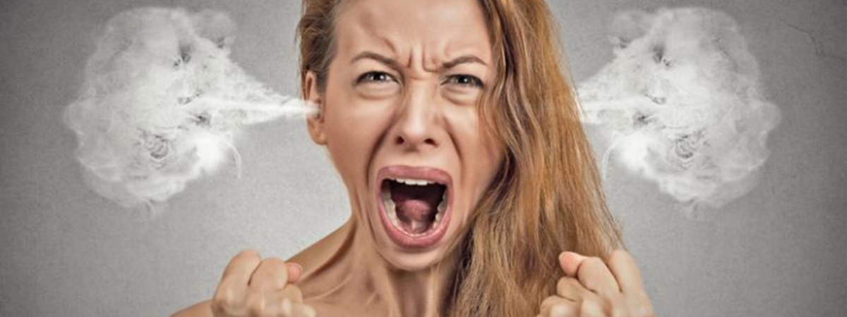 Доктор даосской медицины рассказал, как гнев разрушает позвоночник