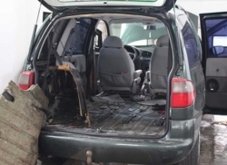 Волковычанин использовал топливный бак своего авто для нелегальной перевозки трикотажа