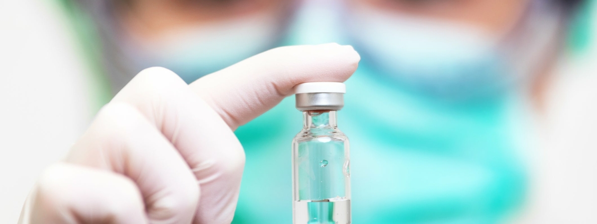 Россия первой в мире зарегистрирует вакцину от коронавируса